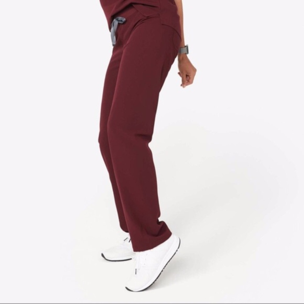 FIGS Livingston Scrub Pant- *BURGUNDY*